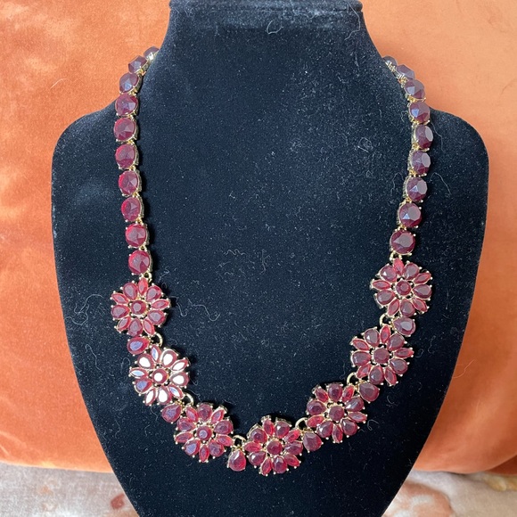 Flower Necklace Gold Tone/ Garnet Color Glass From Talbots - Picture 8 of 8